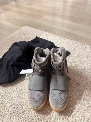 Adidas Yeezy 750 Boost Gris