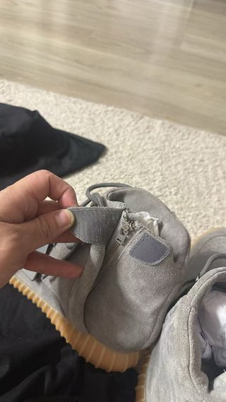 Adidas Yeezy 750 Boost Gris