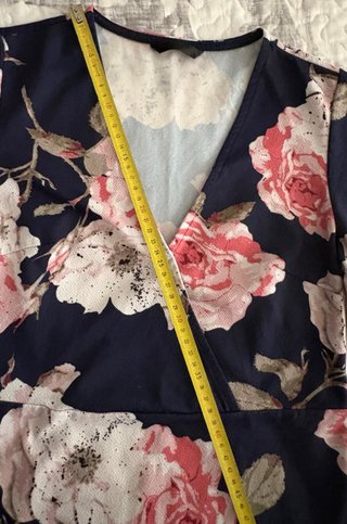 Vestido floral azul y rosa