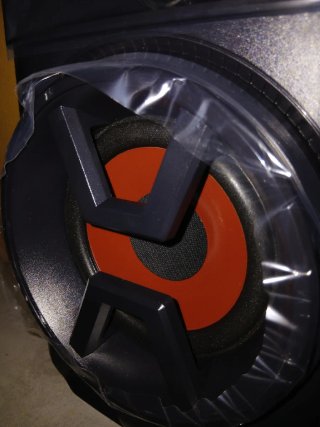 Altavoz LG Negro y Rojo