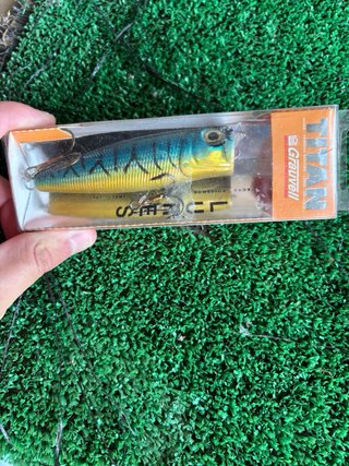 Lote pesca señuelos y accesorios