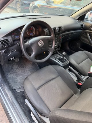 Volkswagen Passat 2003