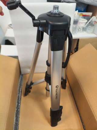 Trípode VANKYO Aluminio Proyector