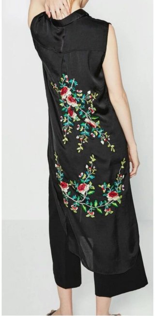 Blusón largo negro bordado Zara