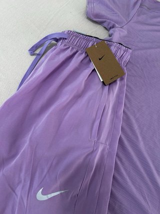 Conjunto Nike Running Morado