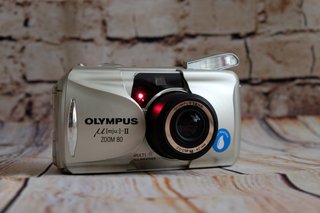 Olympus mju II Zoom 80 Cámara Plata