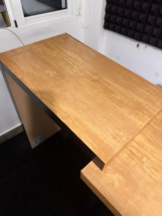 Escritorio madera de bambú.