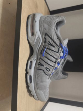Nike Air Max Plus TN TUNED Zapatillas Grises