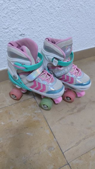 Patines 4 Ruedas con Luces y Casco
