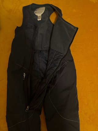 Conjunto mono más abrigo para esquiar