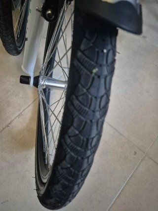 NUEVA.Bicicleta Eléctrica Plegable Megamo Chip 3.0