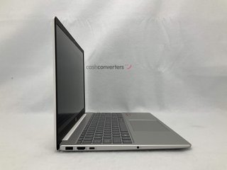 pc portatil hp 15-fc0182ns