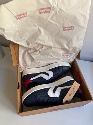 Zapatillas Levi's niño nuevas
