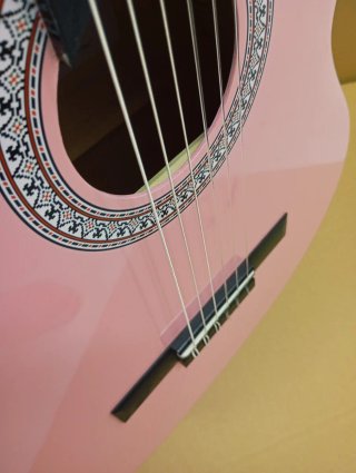 Guitarra Rocío Rosa con Previo OS1