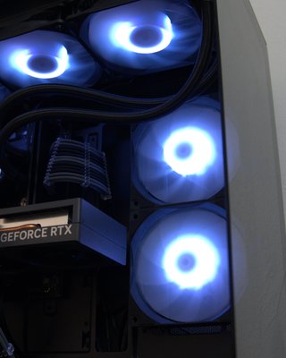 CUSTOM PC BLACK-GAMING | Ryzen 5 9600X RTX 4060