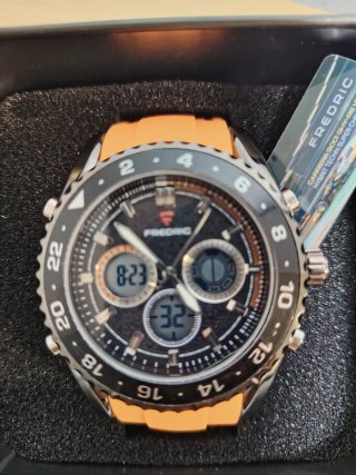Reloj Fredric Deportivo Naranja y Plata