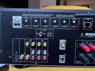 Amplificador Yamaha RX-V479 AV Receiver
