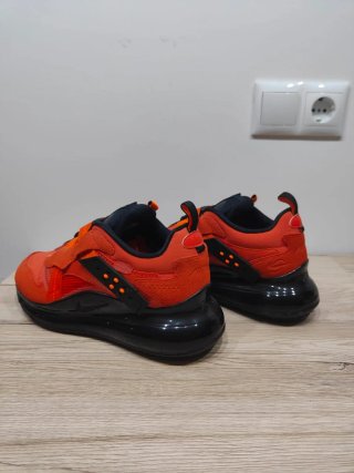 Nike Air Max 720 obj Orange 42,5
