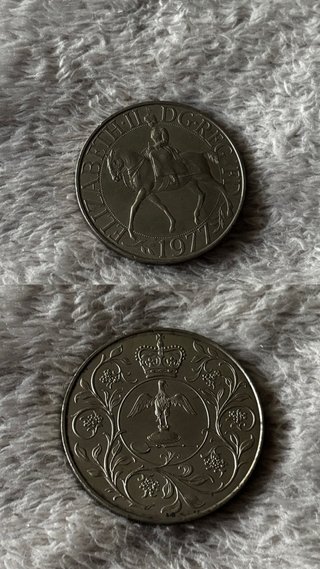 Moneda Queen Elizabeth II 1977 Silver Jubilee