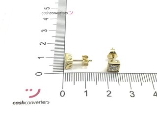 pendientes oro 18k con piedra con diamante de laboratorio