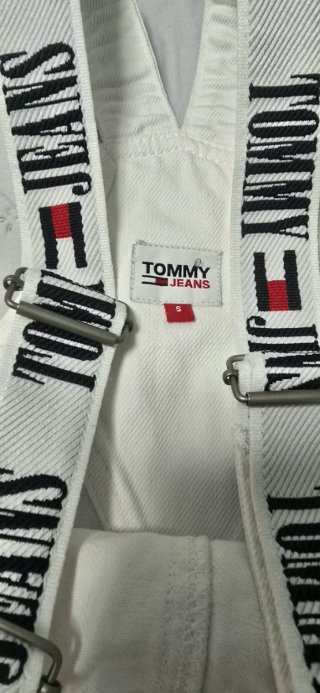 Falda Tommy Jeans  Nueva