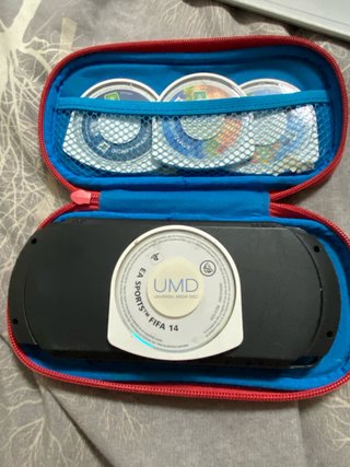 Consola PSP Sony Negra con funda y juegos