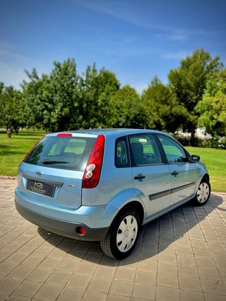 Ford Fiesta 2007 120.000km / 102.93€/MES