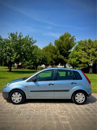 Ford Fiesta 2007 120.000km / 102.93€/MES