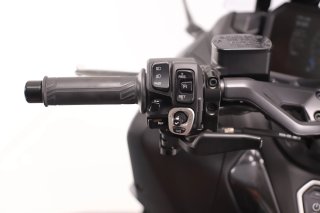 YAMAHA T-MAX 560 TECH 2023