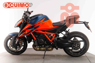 KTM 1290 SUPER DUKE R