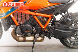 KTM 1290 SUPER DUKE R