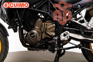 QJ MOTOR SRT 700 X