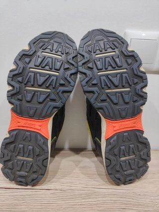Asics gel venture re black 43,5