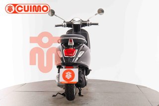 VESPA PRIMAVERA 125