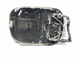 TAPA EXTERIOR COMBUSTIBLE A0005843117