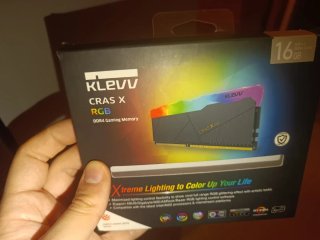 KLEVV CRAS X RGB DDR4 16GB