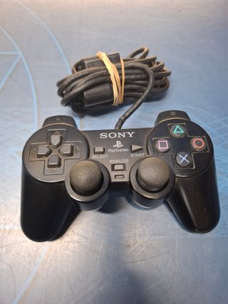 Consola Ps2 y 2 mando genérico + mando original
