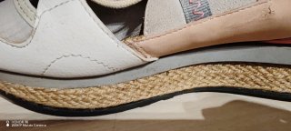 Sandalias Zapatilla Gioseppo Beige y Rosa