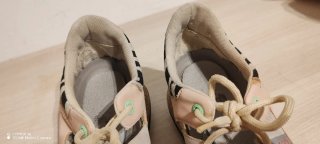 Sandalias Zapatilla Gioseppo Beige y Rosa