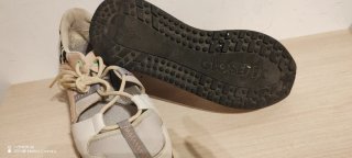 Sandalias Zapatilla Gioseppo Beige y Rosa