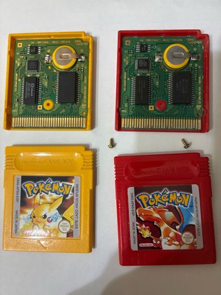 Pokemon Amarillo y Rojo Game Boy etiqueta nueva