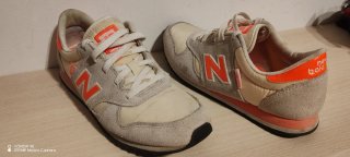 Zapatillas New Balance 400 Beige y Naranja