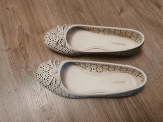 Bailarinas blancas con lazo