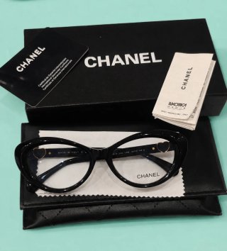 Montura Gafas  Chanel Ojo de Gato, para graduar.