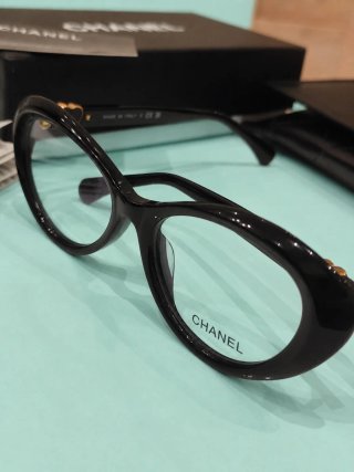 Montura Gafas  Chanel Ojo de Gato, para graduar.