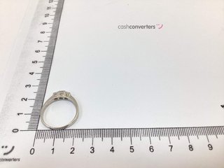 anillo plata 925mm con piedra con diamante de laboratorio