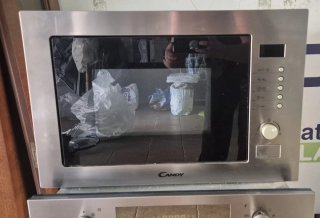 Microondas Candy para empotrar con perfil
