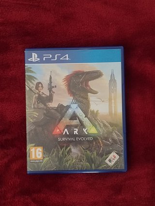 ARK Survival Evolved - PS4