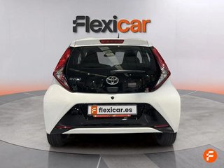 Toyota Aygo 1.0 70 x-play