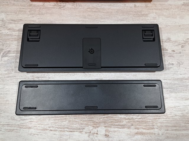 Teclado Steelseries APEX PRO TKL GEN 3 (RGB)